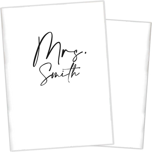 Mrs. Personalisierbare Impfpasshülle für Erwachsene und Kinder