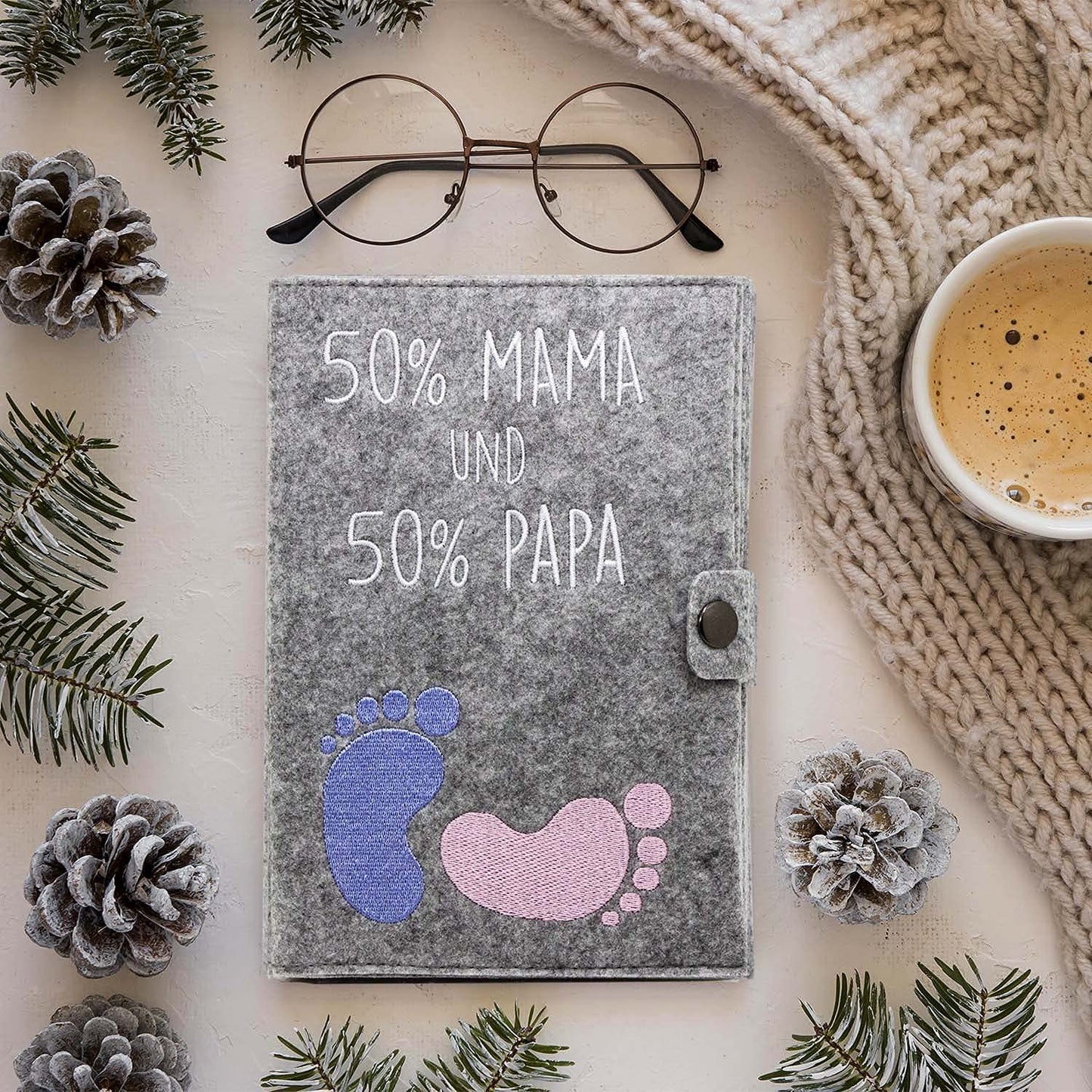 50% MAMA und 50% PAPA Mutterpasshülle aus Filz Ohne Personalisierung