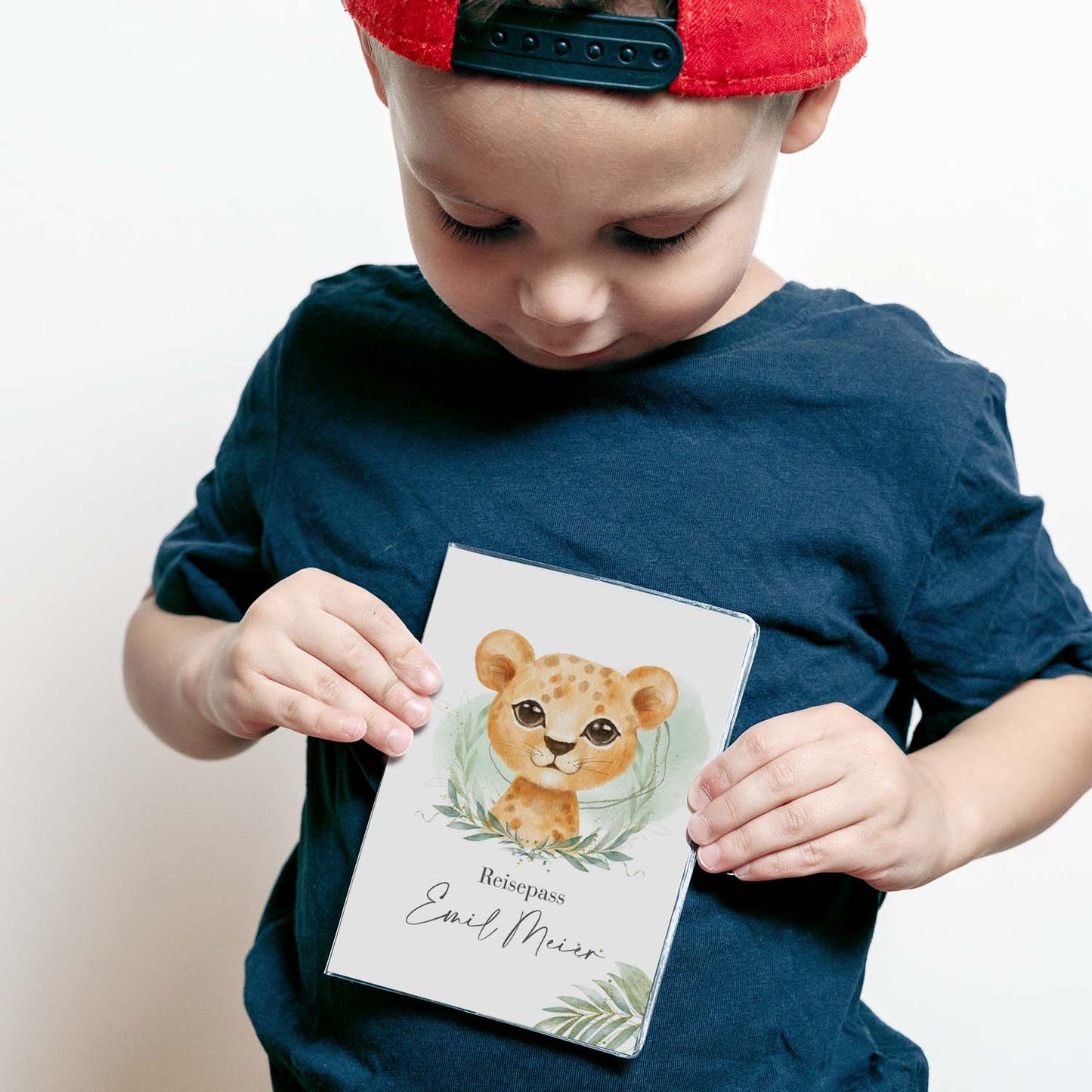 Löwen Junge Reisepasshülle für Kinder Mit Personalisierung