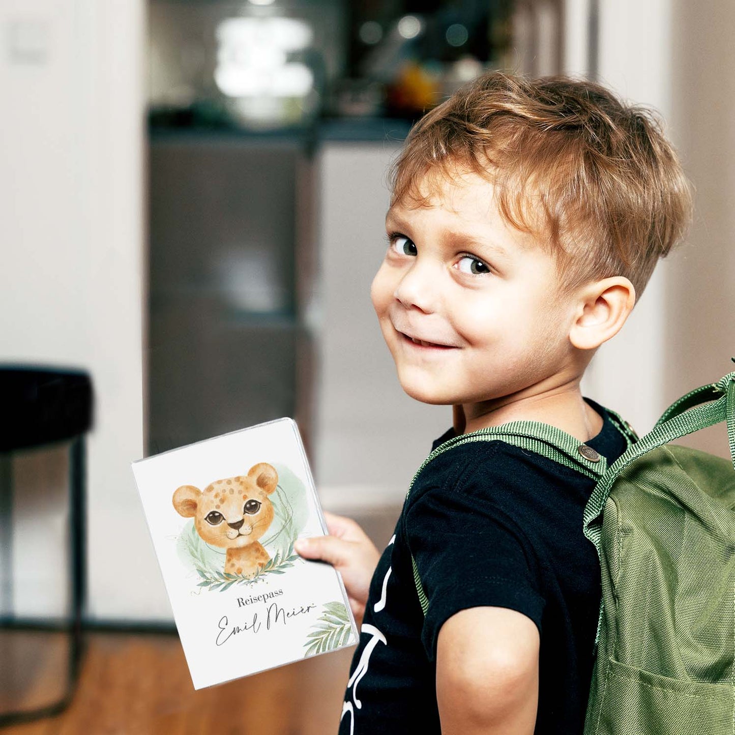 Löwen Junge Reisepasshülle für Kinder Mit Personalisierung